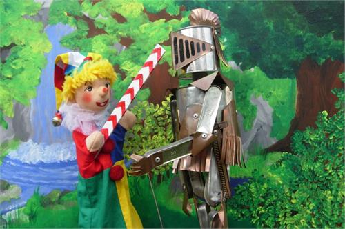 Friedburger Puppenbühne „Kasperl und der Ritter Blech“