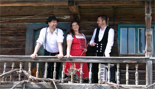 Bauernzunft – Das Musikkabarett-Trio mit den neuesten „alten Liedern“ aller Zeiten