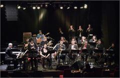 Upper Austrian Jazz Orchestra "Song-Song  oder  7 Musen und 4 Laster" mit Rounder Girl Tini Kainrath 