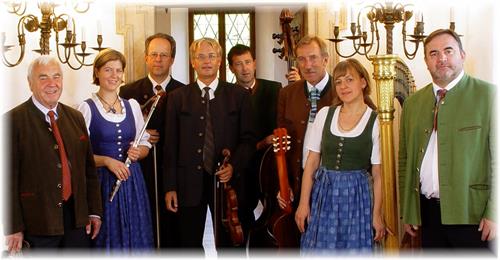 Tobi Reiser Ensemble und Salzburger Dreigesang „Wann d’Hirtn auf die Alma gehen“